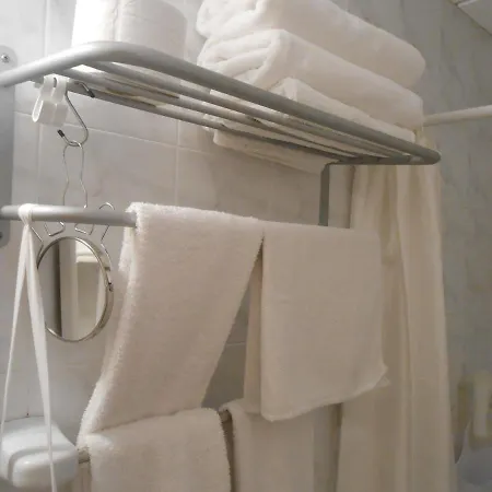 El Callejon Guest house 2*